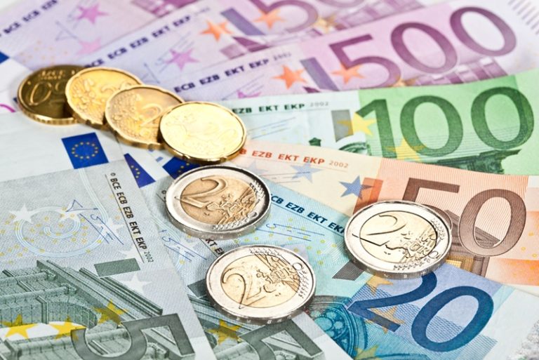 Indique Os Países Que Adotaram O Euro Como Moeda Nacional